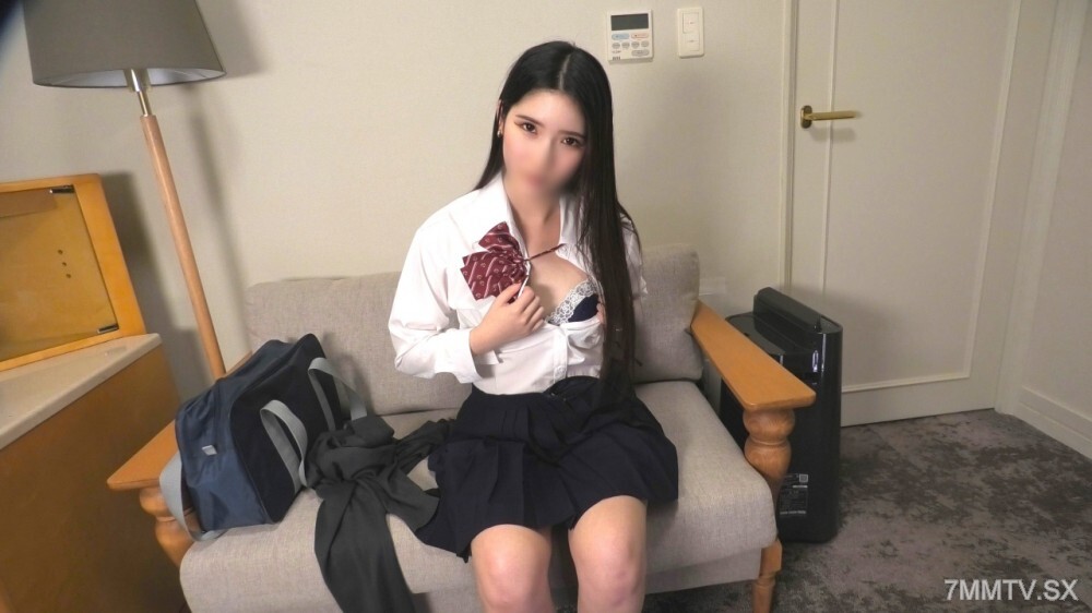 FC2-PPV-4846835 <清爽系统黑发长制服> 白发舒长手脚♡ 有秩序的受虐狂 自然阴毛外阴肛门特别照片！自然阴毛/少阴毛/美臀/黑斑阴唇/超近细节！ | FC2电子市场