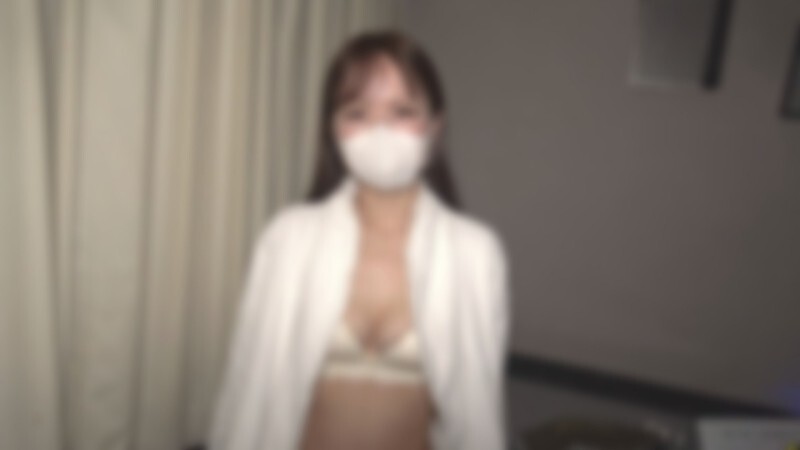 FC2-PPV-4855213 ♡3月8日前半价【无码，完全业余】一位美丽、可爱、美好的单身女孩用振动器、手指和大阴茎的活塞运动彻底刺激自己的阴部，达到高潮！