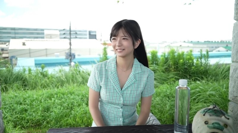FC2-PPV-4857294 一位23岁的新地方政府员工（F罩杯）。她使用深入阴道的活塞式性玩具多次达到高潮，然后在持续不断的痉挛性高潮后被大量射精。