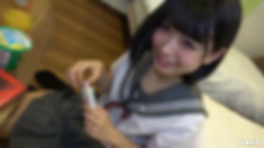 FC2-PPV-2683017 十几岁的活跃学生，奇迹美少女志穗酱和放学后的约会。全身被从700名申请者中选出的热心粉丝舔舐，大量浓稠的精液粘在她可爱的脸上。