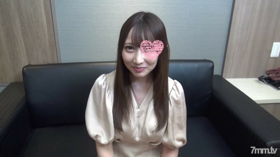 FC2-PPV-2691264 “我要当AV女优。”一个F罩杯造型出众的美女突然出现。非常喜欢AV。最后是阴道射精♪