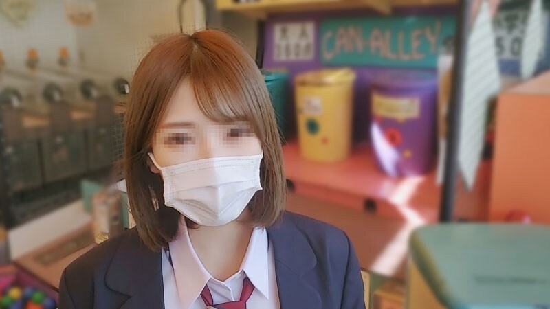 FC2-PPV-1766968 [脸部外观] 男孩气的美丽女孩/女人。 ～最后的制服～