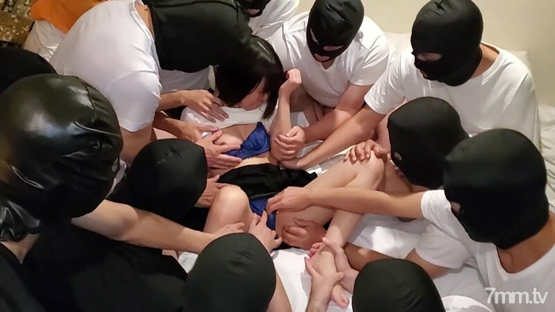 FC2-PPV-2711771 【仅1周6980→4980】【*浏览关注】在男友面前强行犯下一个带著智慧来报复的幼稚少女，为一场永无休止的噩梦哭泣。