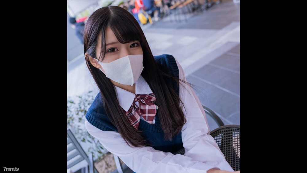 FC2-PPV-2735462 全新影院风格！ ！！ [未经审查] 数量有限！一个像天使一样迷住我的小恶魔女孩... 一个美丽的女孩被禁止的阴道射精，让她的大脑在丰富的时间融化并毕业！ ！！