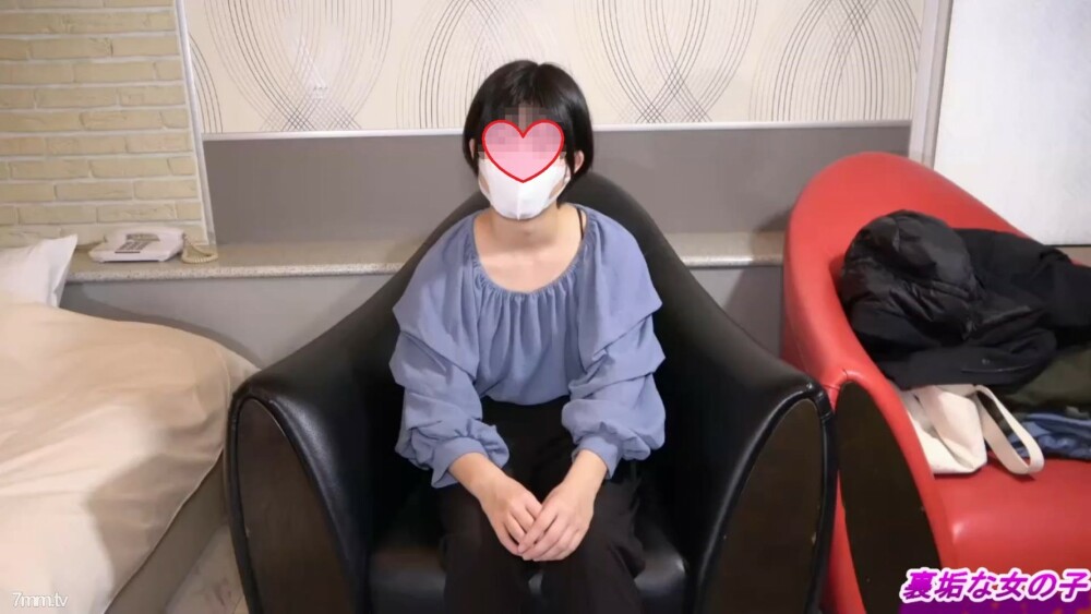 FC2-PPV-2828131 [个人拍摄外观] No104 Hanane-chan 18岁 一个经验丰富的谦虚美少女无法用第一个玩具压制...... FC2-PPV-2828131