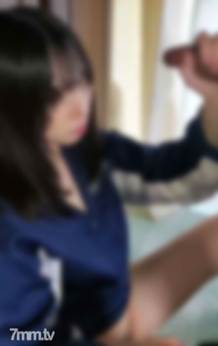 FC2-PPV-2952812 [个人]现役高中〇30学生我被允许做我的第一次口交和他妈的，以免在我奶奶家被抓住
