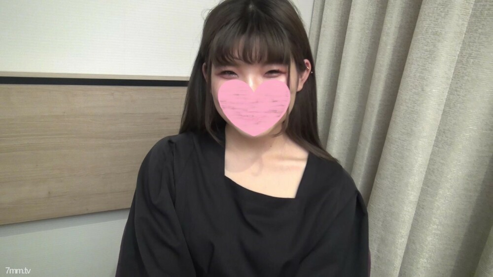 FC2-PPV-1801647 第一枪♥️完整外观♥️专业学生20岁长发好看♥️致力于口交和裸蚀刻的白皙美腿美腿美女的第一次体验♥️无毛猫的阴道口未经允许就吐精液太色情♥️♥️