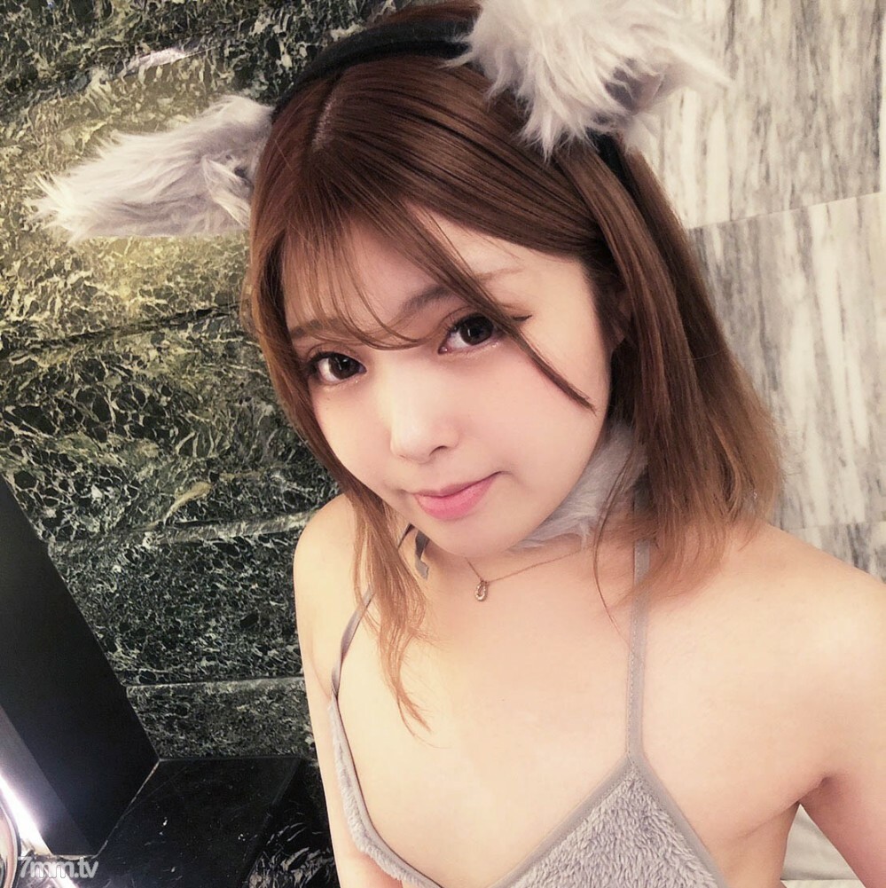 FC2-PPV-3068824 [个人摄影] 断货！！那个J 再膨胀No.1 半型美人舞酱性感猫耳朵装和无鞍中出SEX！！舞酱（19 岁）