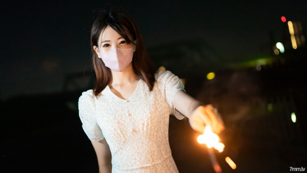 FC2-PPV-3124662 第一枪！ ！限时至11/16！ [未经审查] 电影风格！夏日的回忆，我们像烟花一样短暂而激烈地交流。没想到像她这样风度翩翩的女大学生竟然会这么骚… 射精两次！ ！