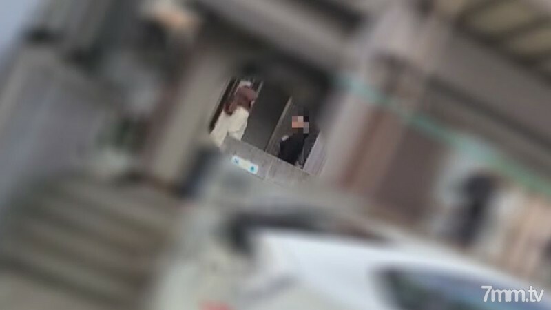 FC2-PPV-3133512 [个人] 走访苗条已婚妇女的家，夺走与她妈妈朋友的友谊。被妈妈朋友看到了。 . .