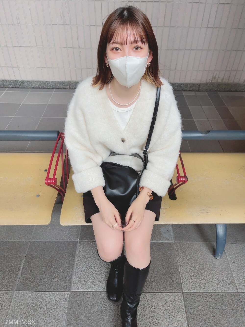 FC2-PPV-3142685 一个令人难以置信的可爱女孩，两次做爱，而不是有经验的人！ ！世界上还有这样的女人，为了这样的女孩射精的原委！ ！