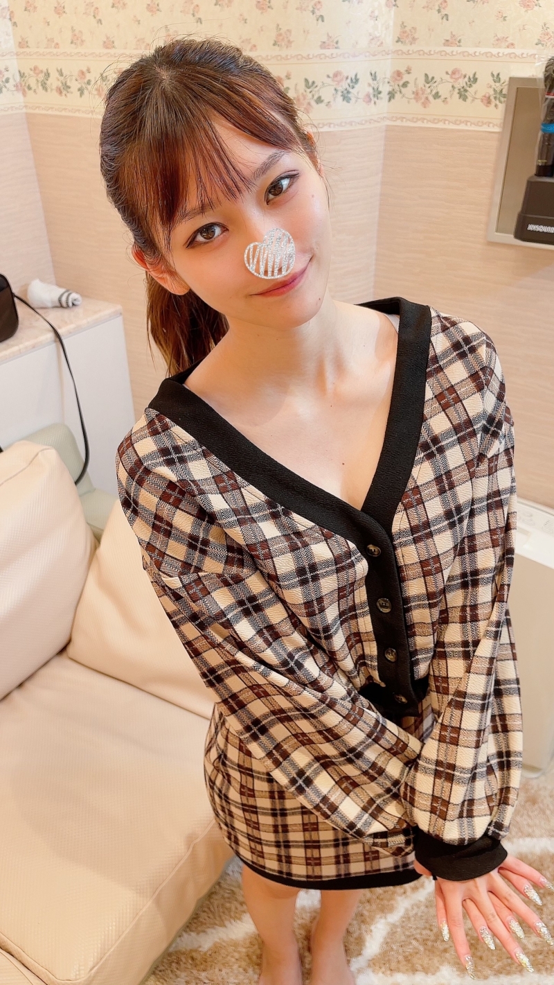 FC2-PPV-3150973 就算找也找不到的压倒性美女乙叶酱的第一张脸照！ ！她不仅可爱，而且非常色情，她有巨乳，她是 12 月的 MVP。 *插入浴缸是一种奖励。