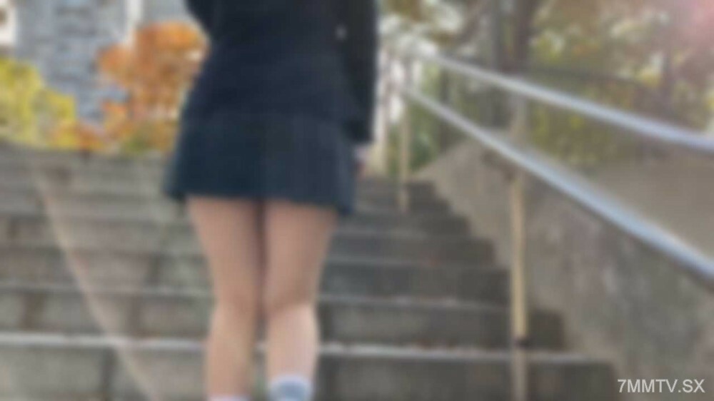 FC2-PPV-3149403 [#71] Uniform Bob 的**生活纯洁而害羞。公园约会时从短裙可以看到的原汁原味的美腿，美白又兴奋！成人性爱的初体验让我神经兮兮的，最后我怀孕了射了♡相互感觉♡