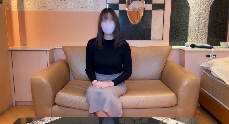 FC2-PPV-3171093 任职于各大旅行社的超稀有美女OL首拍！我偷偷从一个会说 3 种语言的高技能业余女孩身上取下橡胶，并给了它一个无声的阴道射精。特权：阿赫S⚫︎X在人生第一个3P中连续2次动荡出局。