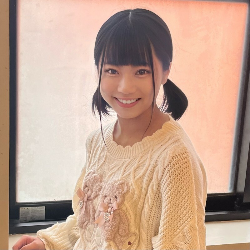 FC2-PPV-3176617 [看起来像Paruru的Rin-chan]我让这么可爱的女孩从嘴里射精吞下了很多精子