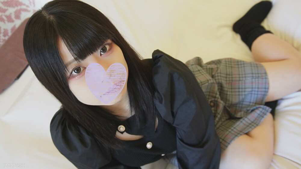 FC2-PPV-3188987 [个人拍摄] Momo 22岁 给有男朋友的漂亮女大学生大量阴道射精