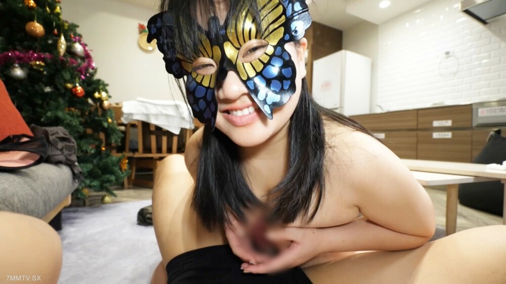 FC2-PPV-3202806 初次低语，大范围体验。一只快乐的手，一个对乳房外观做出反应的公共变形面具。可能持续的屈辱和失败......