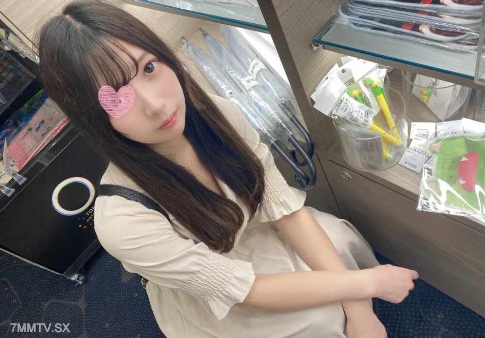 FC2-PPV-3231537 漏美有弱点，视觉频率高。