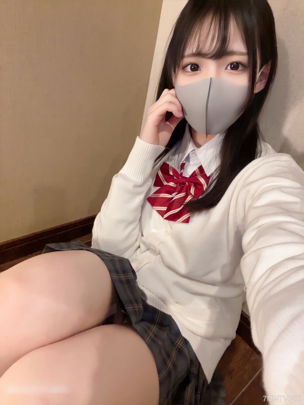 FC2-PPV-3369283 【限量发售】*优雅大衣【超危险作品*永久保存版】18岁道坂黑发G罩杯少女！史上最伟大的天才诞生！没问题，你似乎很感兴趣。