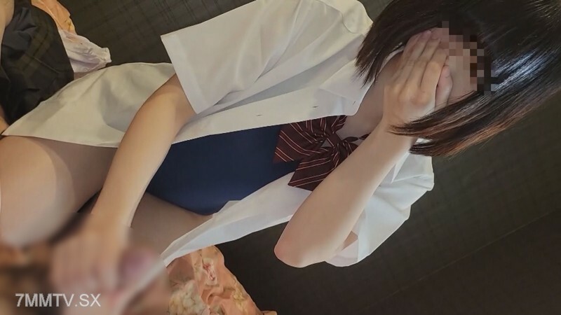 FC2-PPV-3693094 鲷鱼烤鱼店清新可爱白发巨乳美女...