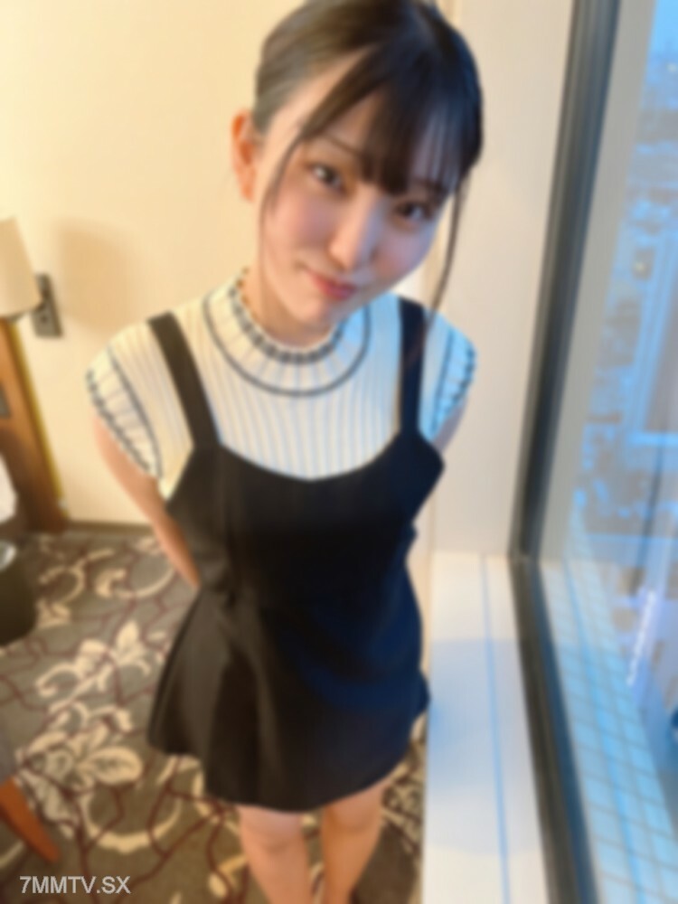 FC2-PPV-3865704 超可爱的女神初油！浓油、爱果汁、汗水和水。