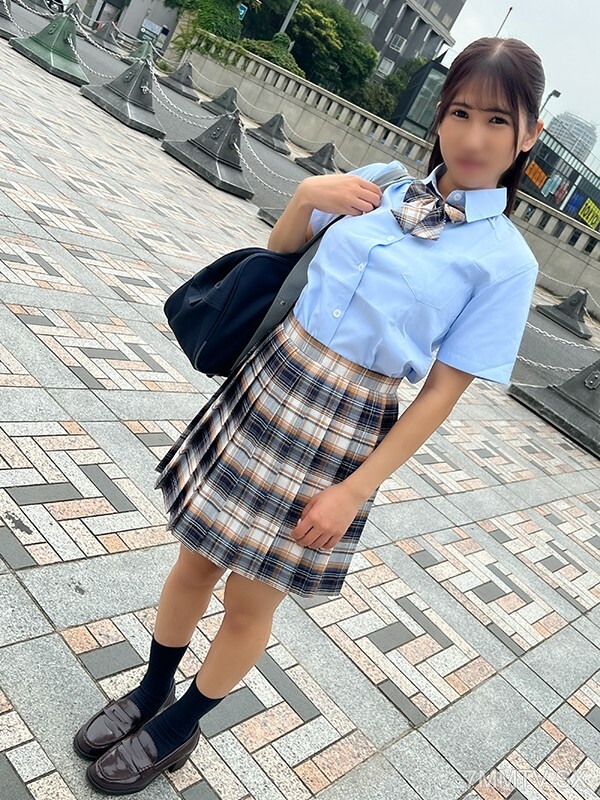 FC2-PPV-3914055 强烈的生殖器！极简「巨乳」 **●Nana Nama，18岁