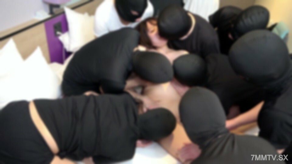 FC2-PPV-3969142 汤乃酱皮肤白皙，胸部丰满，是个有著保护美誉的美女。