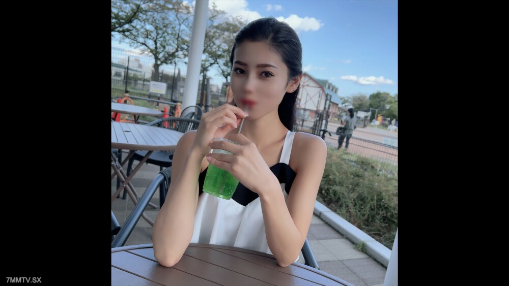 FC2-PPV-3997944 第一轮成功！数量有限已达！一位拥有四道阳光的东方美女，生活在激情的海洋里。回想起我在前和贺国的亲身经历……异国风情、神秘之美、美女连连！