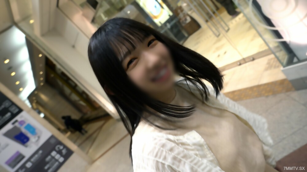 FC2-PPV-3986224 到11/18 1500分【150cm、巨乳】*F罩杯25岁，合成大师。我的阅历很有限，最喜欢土味，常常看到男人深沉的性爱。原始的年糕。