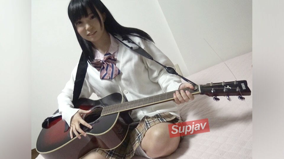 FC2-PPV-365418 【2000年代三大吉他女歌手】YUI...miwa...另外一位是谁？ ？ ？ [是的]