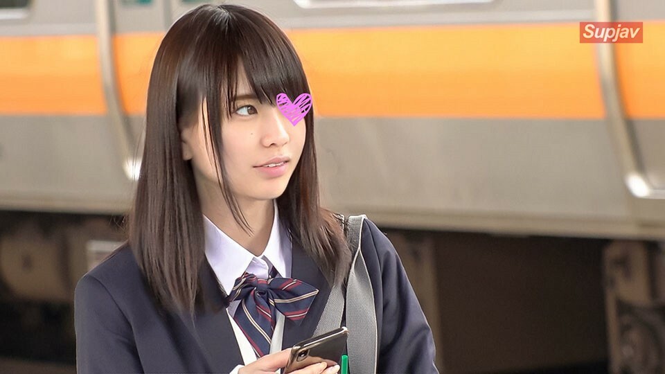 FC2-PPV-1285716 《限定》[列车赤坎][中出SEX]惊人透明度的美少女纯白P#5[是]