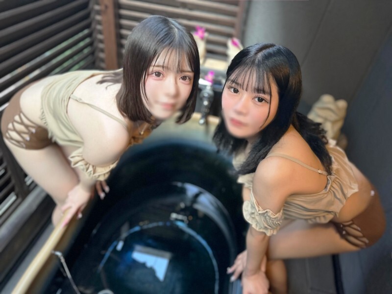 FC2-PPV-4592655 14日为止990分!! *两位21岁G罩杯女孩的精油按摩“你想参加吗？”我无法抗拒被可爱女孩服务的乐趣，最后被中出