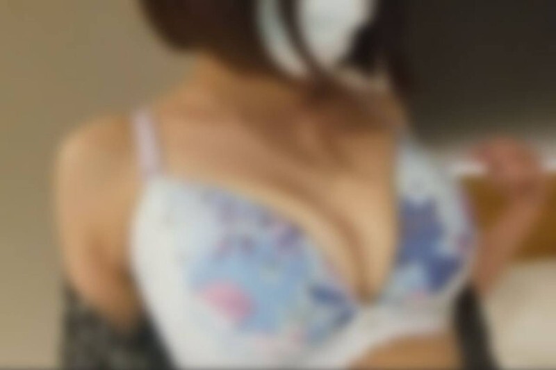 FC2-PPV-4591601 *70％OFF直到1/5* [业余个人拍摄] [中出] [下半场]可爱的严重已婚妇女/现场中出