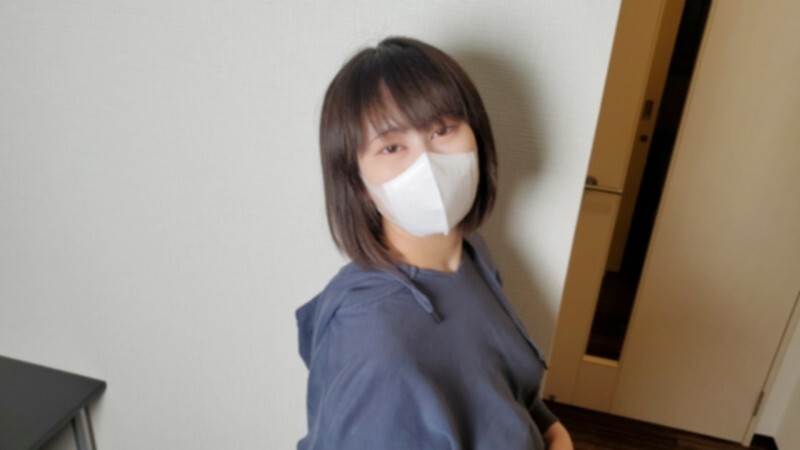 FC2-PPV-4595509 *1/5（周日）之前半价！她是素人**大学生，十九岁**，正在上中学！