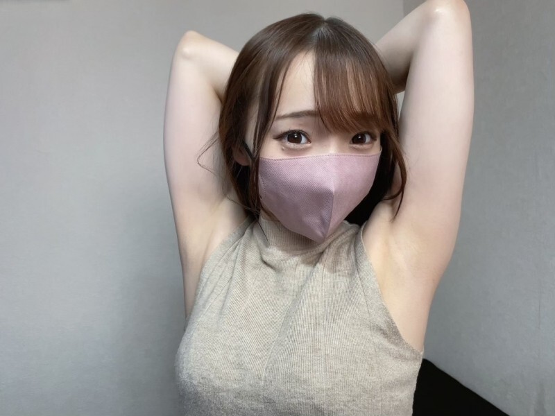 FC2-PPV-4618535 【首次购买可享50%折扣】【一天能射21次的女人】身材苗条、时刻处于发情状态的美丽女大学生！ 大量喷射，更高等级的自活塞运动！ [莉娜 (23)] [评论奖励]