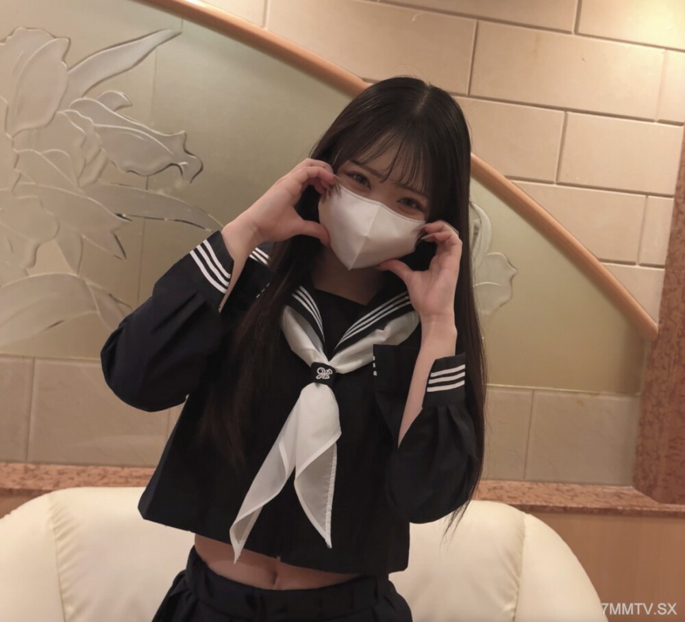 FC2-PPV-4635900 性爱前夜店经理18罩杯Rimu在服饰店拍摄首张照片，脸上沾满大量浓稠精液并嘴里射精！两个版本即将发布。有限。绝对不允许转售。早期专属奖品。 ~如果你购买时犯了错误，你会后悔的。