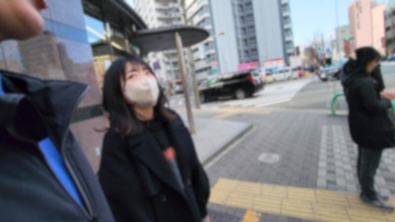 MOGI-140 【沉迷于老男人的屌沼泽】相貌平平的女大学生偷偷吃男友的肉，一夜和阳刚老男人打了六炮！秘密Cosplay中出温泉之旅！ 21岁 尤娜 - 由奈
