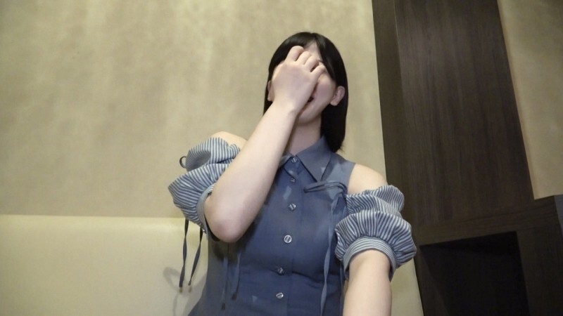 FC2-PPV-4686908 【FC2 震撼工作/生活结束】名校出身的漂亮裸体JD首次进行个人写真拍摄，注定会被退学。有完全暴露风险的正宗中出【特典：12GB超高画质原版】【正篇／无脸马赛克】
