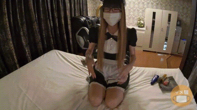 FC2-PPV-4718859 【数量 &amp; 限时优惠 3000 PT ⇒ 600 PT】在饭店与人气 SNS 女仆为所欲为【超值礼包】
