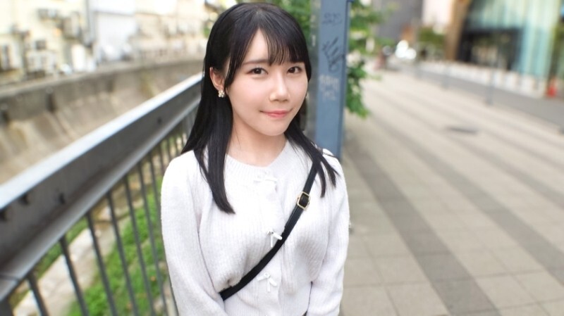 SIRO-5563 「一位娇小的女孩申请体验这种新玩法！她身材娇小性感，但当被从后面进入时，她的欲望更是达到了顶峰！她被从后面进入，一次又一次地达到高潮！这是一种难以抗拒的快感……」MGS Video（Prestige Group）成人视频流媒体网站