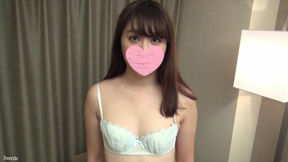 FC2-PPV-2066648 第一枪♥️完整出场♥️164/46白皙修长美少女♥️没有男性经验的少女活跃少女虽然像偶像一样可爱不由自主地尖叫...