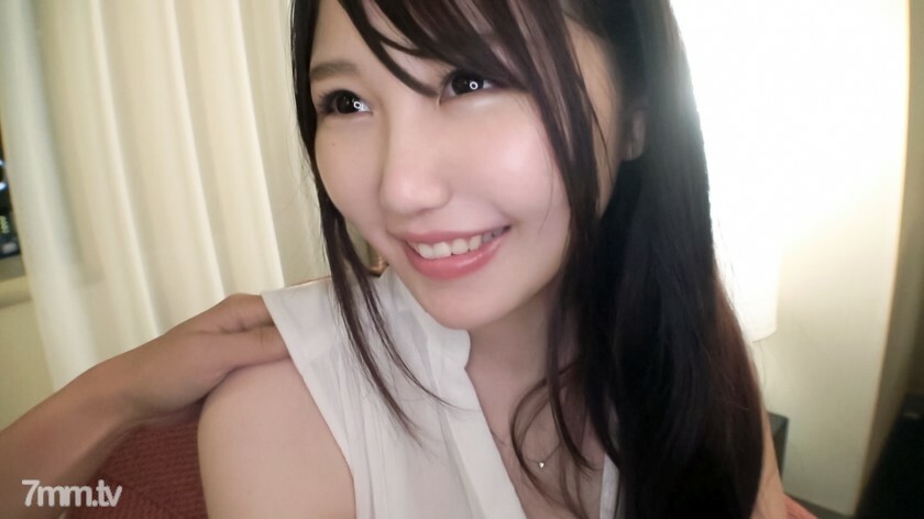 SIRO-3993 【第一枪】【想成为她的少女】【麻糬皮美少女】一脸迷人毛茸茸的业余少女，满脸出汗，感觉很认真的视频。 【第一枪】网络AV应用→AV体验拍摄1130
