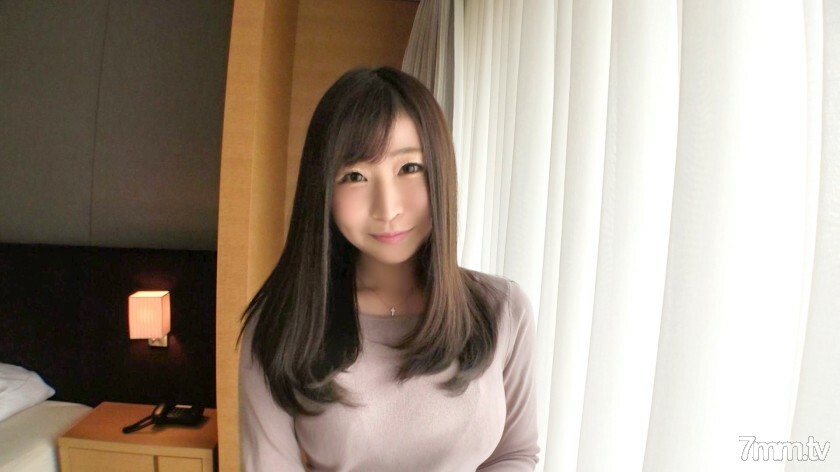 SIRO-4049 【第一枪】【美屁股公交指南】有香味的美屁股公交指南。如果您将 T 型靠背移动并插入爱汁溢出的地方.. 应用业余，第一次 AV 拍摄 125