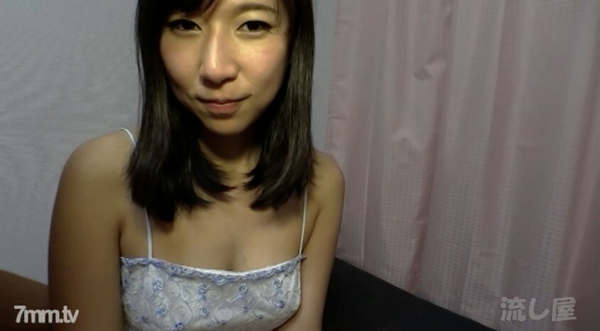 FC2-PPV-2240347 Kyou-chan 生中出 [No] 超级敏感大规模喷出自然美我爱生中出！第 1 部分 --2