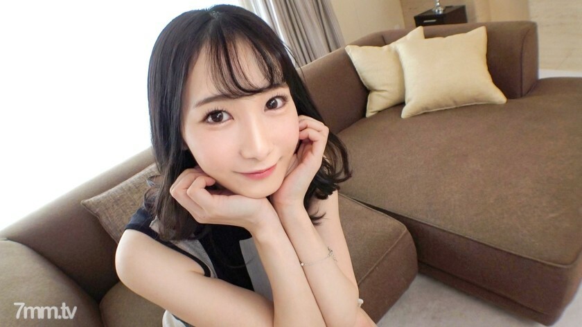 SIRO-4804 【第一枪】【修长美腿】【超敏感体质】H 找到了一个爱宠又魅力非凡的美女宠物店店员。一边嘲笑演员的要求，一边开始责备鸡巴，用熟练的舌头导致完全勃起..网上的AV应用→AV体验拍摄1766